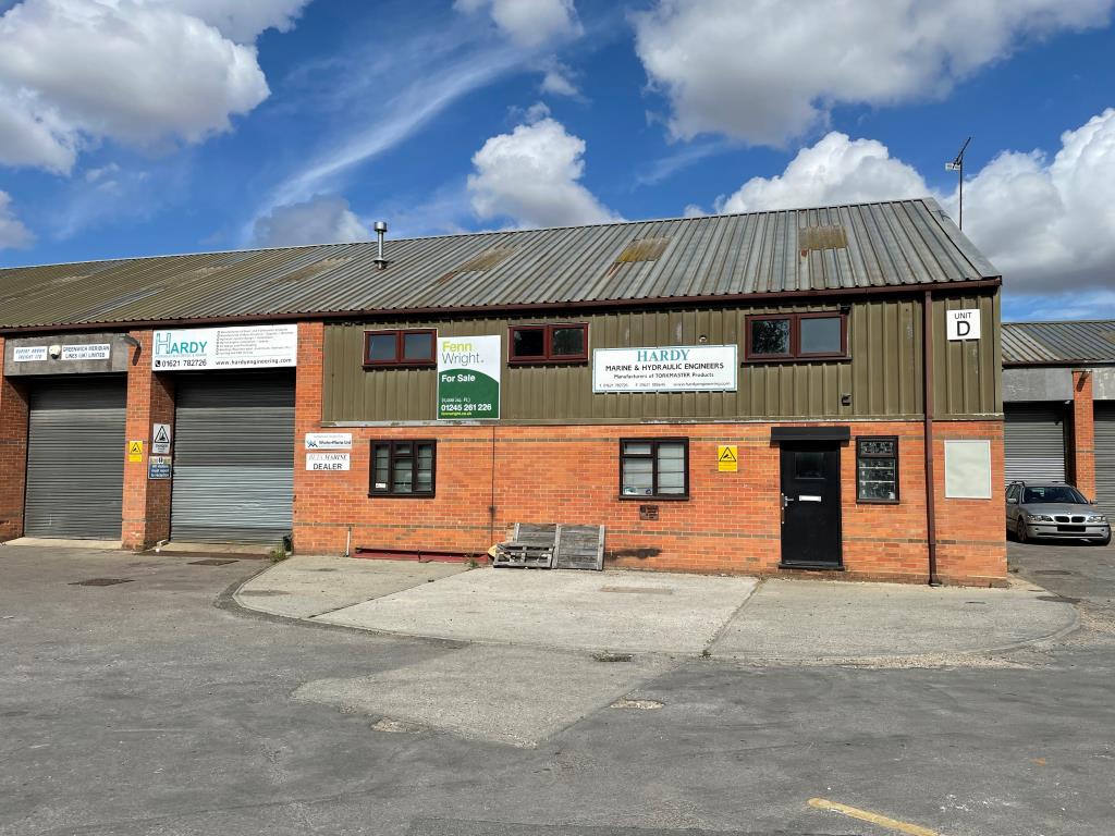 Lot: 61 - FREEHOLD INDUSTRIAL UNIT - 